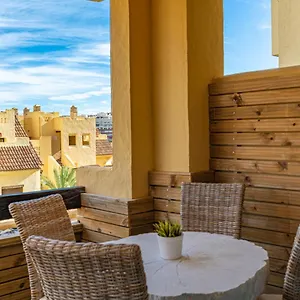 https://duquesa-village-2199.es-andalucia.com