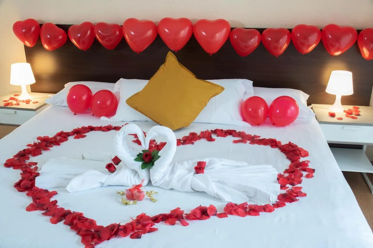Adia Hotel Cunit Playa 3*,